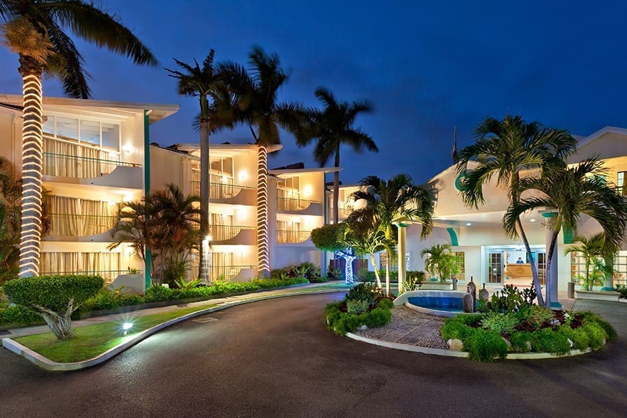 Blue Horizon Apartment Hotel