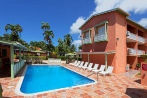 Worthing-Court-Hotel-Signiture-Photo-Pool-300×200-1