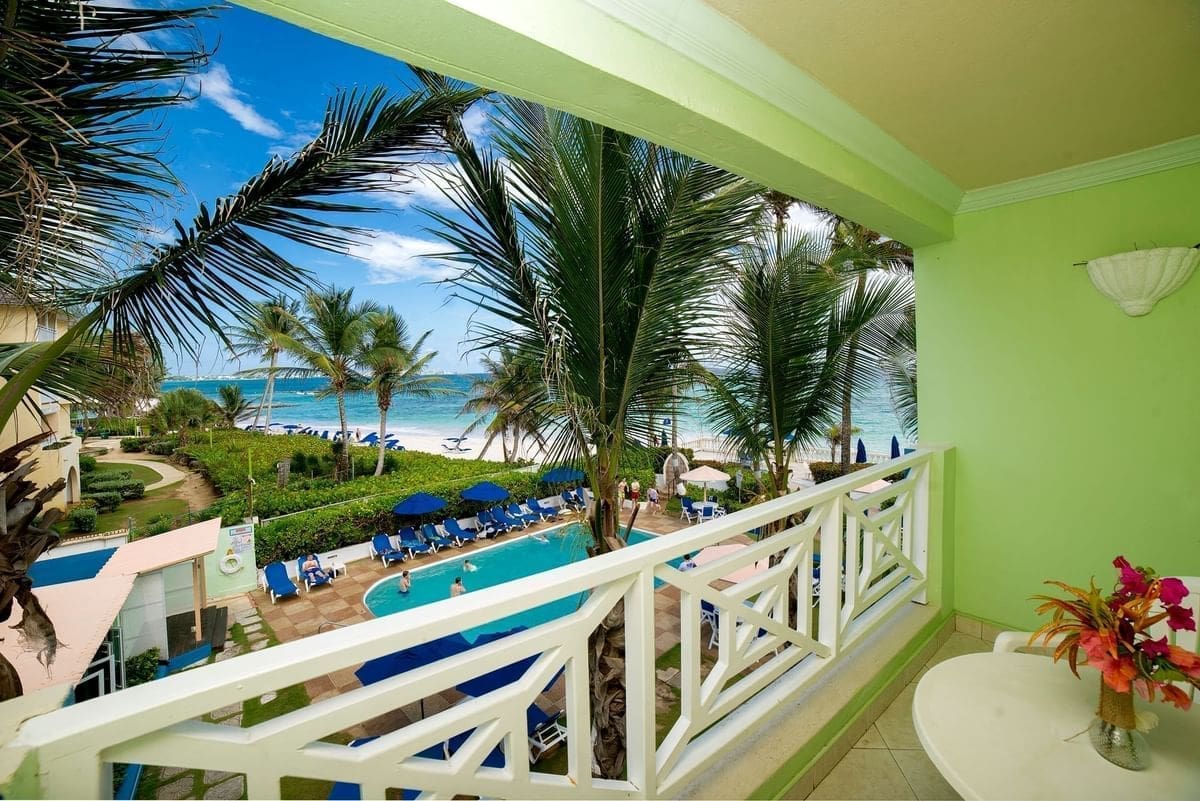 Dover Beach Hotel