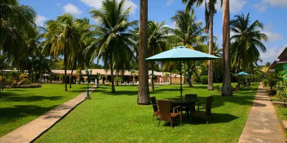 All Seasons Resort