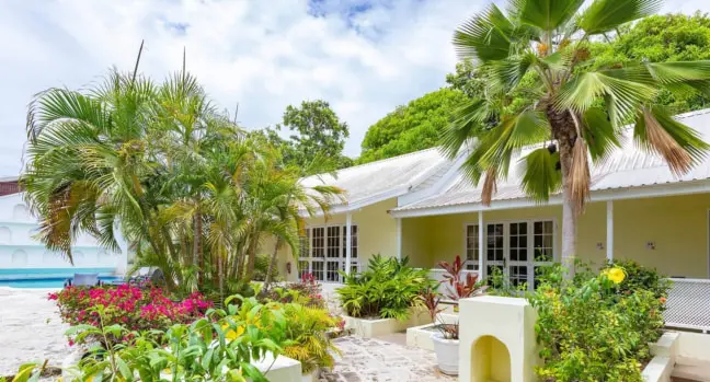 Island Inn Hotel