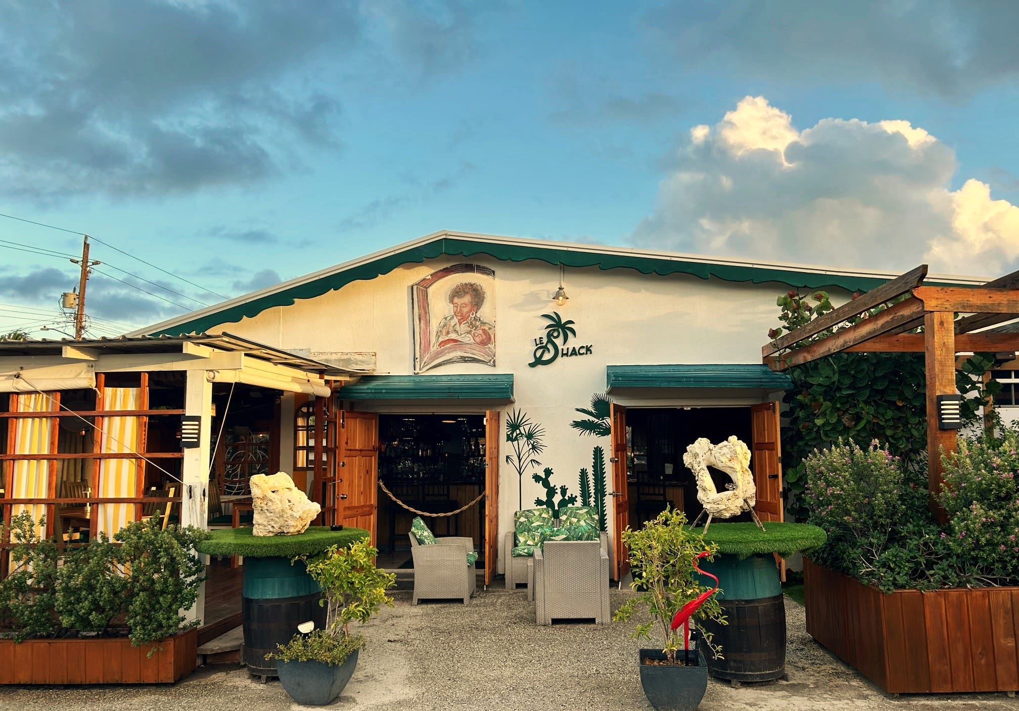 Le Shack Restaurant and Bar